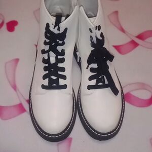 Pretty ankle boots 👢😍